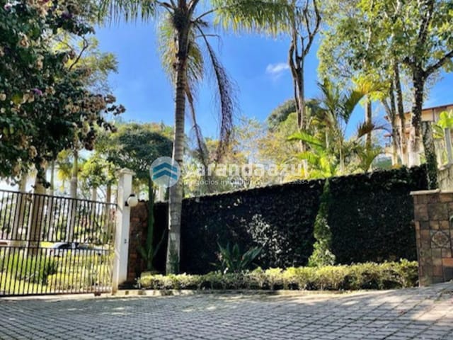 Chácara com 5000m² 5 quartos e 5 banheiros, à venda, no bairro Cidade Parquelandia em Mogi das Cruzes