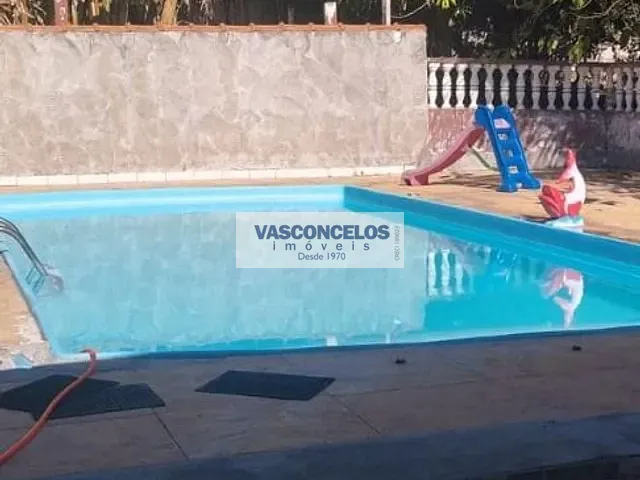 Chácara com 1200m² 5 quartos e 3 banheiros, à venda, no bairro Jardim Paraíso do Sol em São José dos Campos