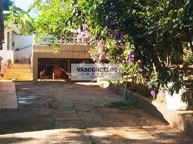Chácara com 1200m² 5 quartos e 3 banheiros, à venda, no bairro Jardim Paraíso do Sol em São José dos Campos