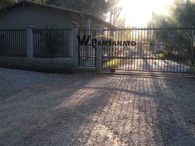 Chácara com 1000m² 2 quartos e 2 banheiros, à venda, no bairro Shamballa Village em Itu