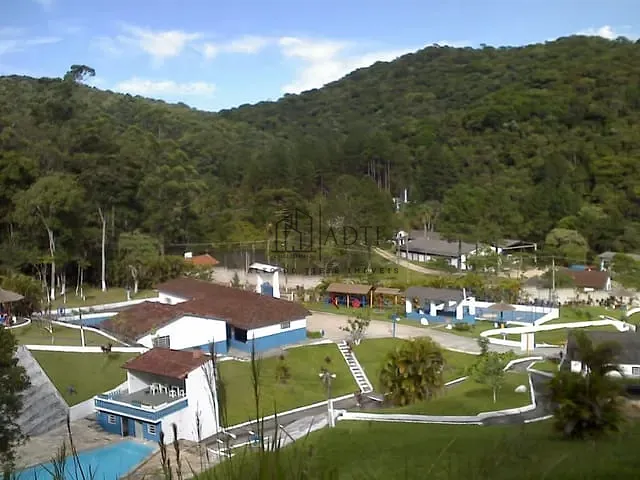 Chácara com 150000m² 3 quartos e 1 banheiro, à venda, no bairro Jundiapeba em Mogi das Cruzes