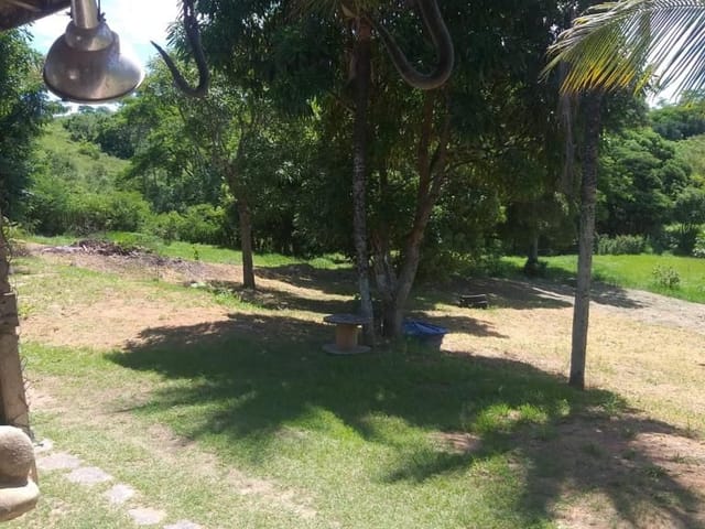 Chácara com 7000m² 7 quartos e 10 banheiros, à venda, no bairro Granja dos Cavaleiros em Macaé