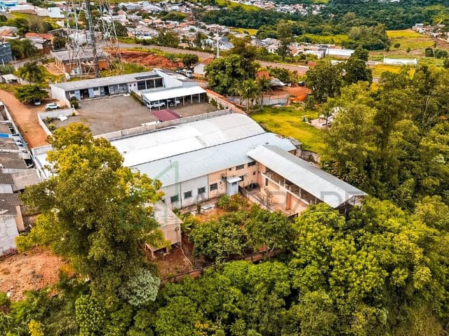 Chácara com 6000m² 5 quartos e 13 banheiros, à venda, no bairro Vila Nossa Senhora da Conceicao em Apucarana