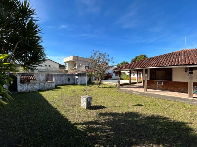 Chácara com 1080m² 2 quartos e 2 banheiros, à venda, no bairro Jardim Atlântico Oeste (Itaipuaçu) em Maricá