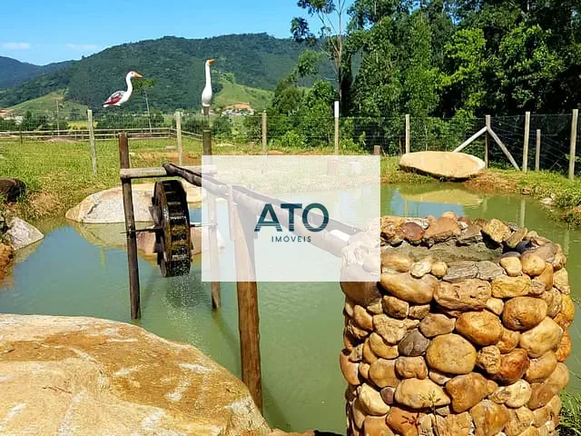 Chácara com 1500m², à venda, no bairro TIMBÉ em Tijucas