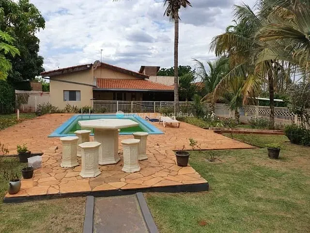 Chácara com 1079m² 4 quartos e 3 banheiros, à venda, no bairro Estância Bortoluzzo em Cedral