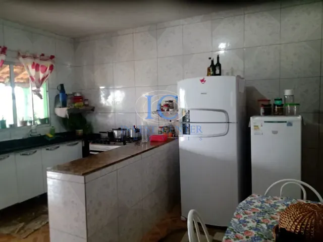 Chácara com 2500m² 3 quartos e 2 banheiros, à venda, no bairro Várzea de Cima em Sarapuí