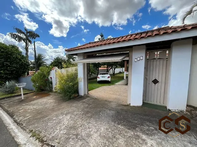 Chácara com 1000m² 3 quartos e 3 banheiros, à venda, no bairro Terras de Itaici em Indaiatuba