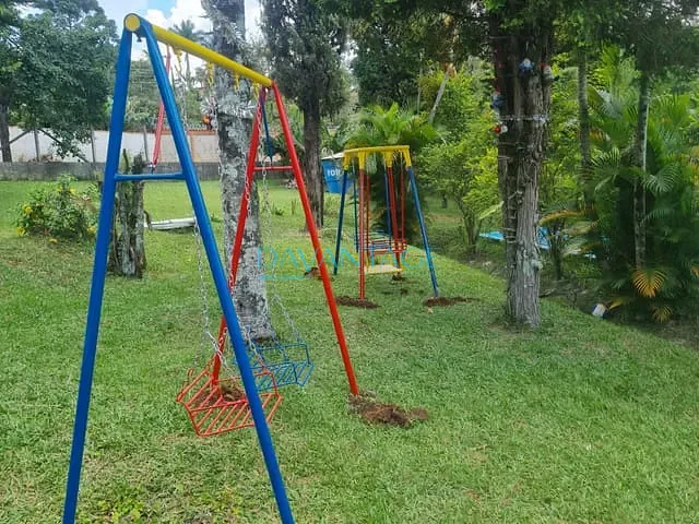 Chácara com 2000m² 3 quartos e 4 banheiros, à venda, no bairro marinque em Mairinque