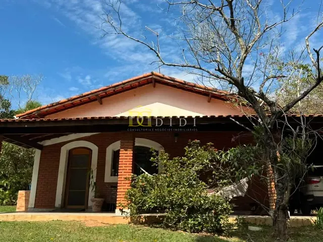 Chácara 3 quartos e 3 banheiros, à venda, no bairro Bom Retiro em Porto Feliz
