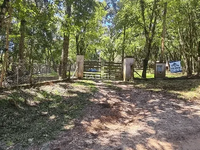 Chácara 3 quartos e 3 banheiros, à venda, no bairro Itaqui de Cima em Campo Largo