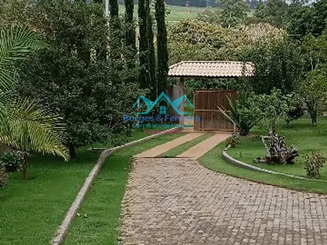 Chácara com 1500m² 2 quartos e 3 banheiros, à venda, no bairro Carafá em Votorantim