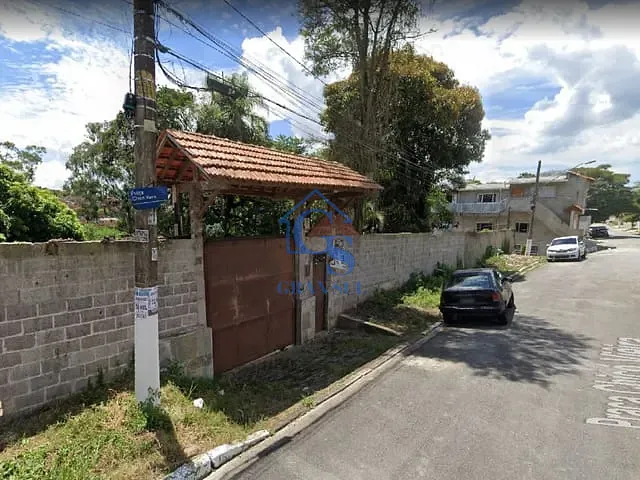 Chácara com 1500m² 4 quartos e 2 banheiros, à venda, no bairro Jardim Shangrilá (Zona Sul) em São Paulo