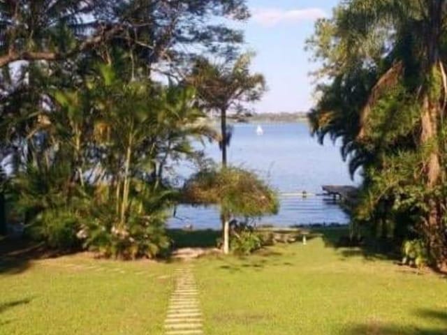 Chácara com 3600m² 4 quartos e 4 banheiros, à venda, no bairro Praia dos Namorados em Americana
