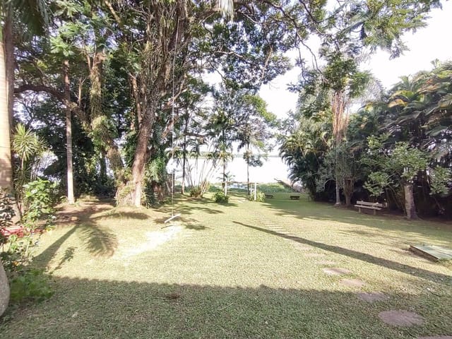 Chácara com 3600m² 4 quartos e 4 banheiros, à venda, no bairro Chácara Lucília em Americana
