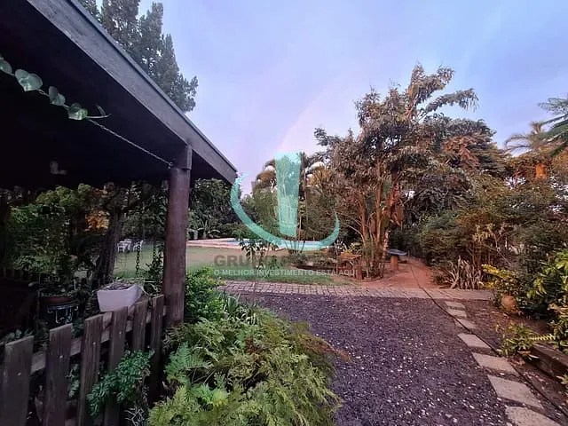 Chácara com 4000m² 5 quartos e 4 banheiros, à venda, no bairro CHÁCARA FLORA ARARAQUARA em ARARAQUARA