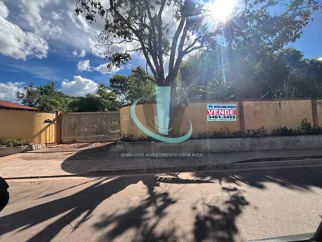 Chácara com 4000m² 5 quartos e 4 banheiros, à venda, no bairro CHÁCARA FLORA ARARAQUARA em ARARAQUARA
