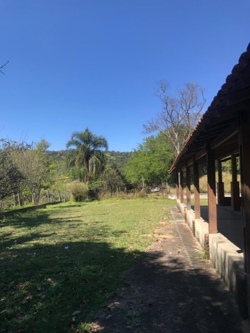 Chácara com 20000m² 2 quartos e 2 banheiros, à venda, no bairro Aldeia Ivoturucaia em Franco da Rocha