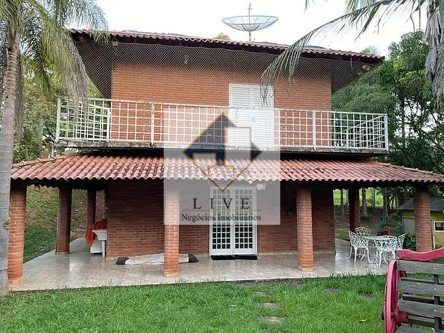 Chácara 3 quartos e 3 banheiros, à venda, no bairro Jardim Santa Adélia em Limeira