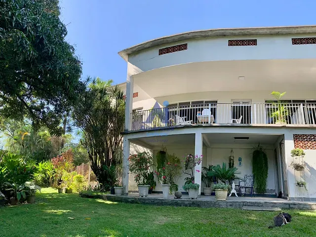 Chácara com 8000m² 6 quartos e 6 banheiros, à venda, no bairro Jacarepaguá em Rio de Janeiro