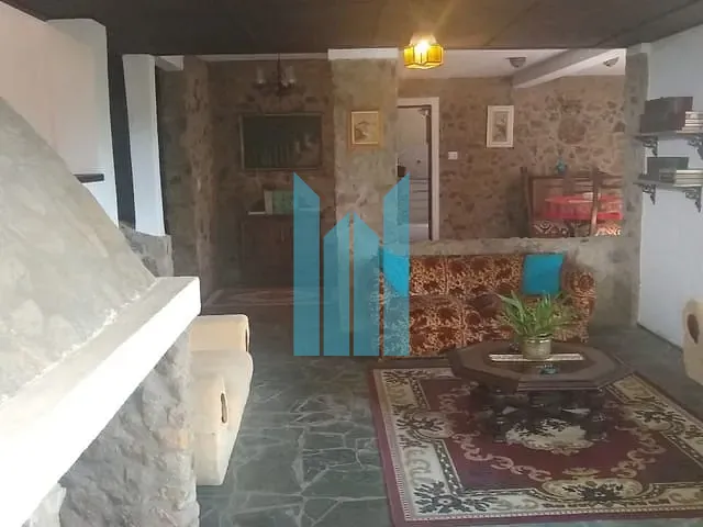 Chácara com 7000m² 3 quartos e 5 banheiros, à venda, no bairro Morada dos Pássaros em Poços de Caldas