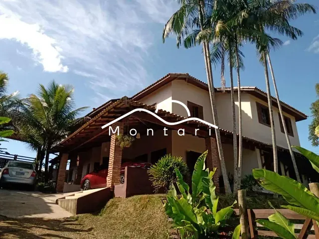 Chácara com 2657m² 5 quartos e 5 banheiros, à venda, no bairro Quatis em Quatis