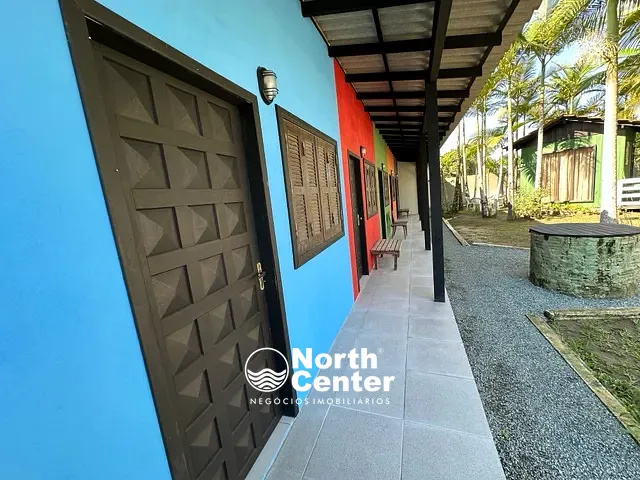 Chácara com 2100m², à venda, no bairro Costeira em Balneário Barra do Sul