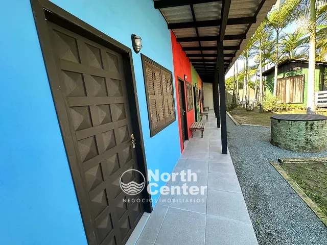 Chácara com 2100m², à venda, no bairro Costeira em Balneário Barra do Sul