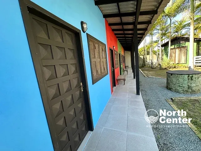Chácara com 2100m², à venda, no bairro Costeira em Balneário Barra do Sul