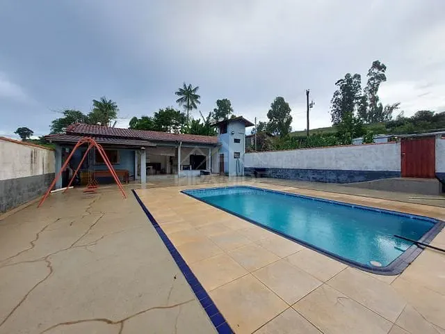 Chácara com 1800m² 2 quartos e 2 banheiros, à venda, no bairro Coroado em Caldas