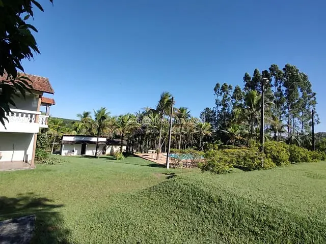 Sítio com 25756m² 3 quartos e 4 banheiros, à venda, no bairro Sobradinho em Mogi Mirim