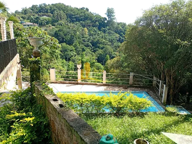Chácara com 4000m² 2 quartos e 2 banheiros, à venda, no bairro recanto do céu  Santa Isabel em Santa Isabel