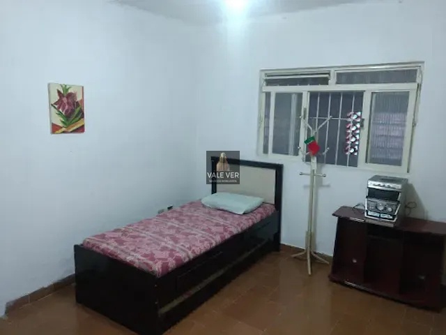 Chácara com 1680m² 5 quartos e 4 banheiros, à venda ou para alugar, no bairro Freitas em São José dos Campos