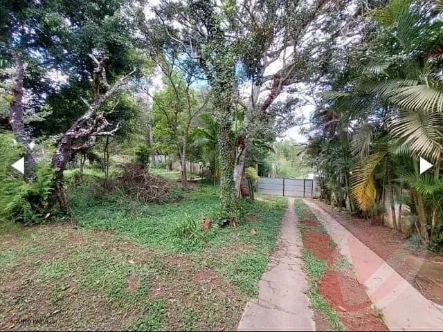 Chácara com 3000m² 4 quartos e 1 banheiro, à venda, no bairro Jd Progresso em Embu-Guaçu