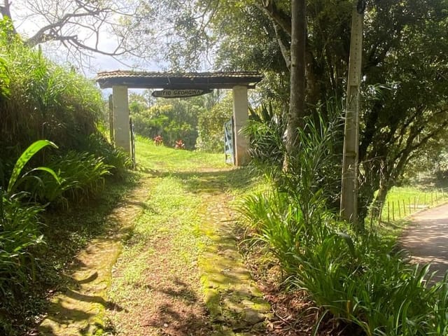 Chácara com 92000m² 5 quartos e 2 banheiros, à venda, no bairro Jardim em Extrema