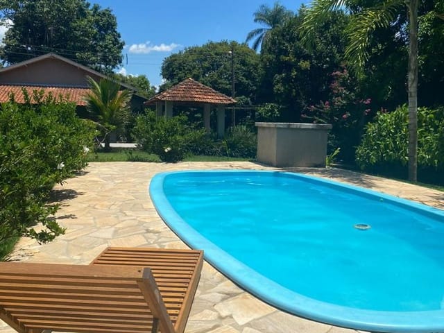 Chácara com 9000m² 2 quartos e 2 banheiros, à venda, no bairro Vila Estrela em São João da Boa Vista