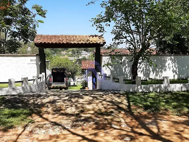 Chácara com 1000m² 3 quartos e 2 banheiros, à venda, no bairro Jardim Castelano em Biritiba-Mirim