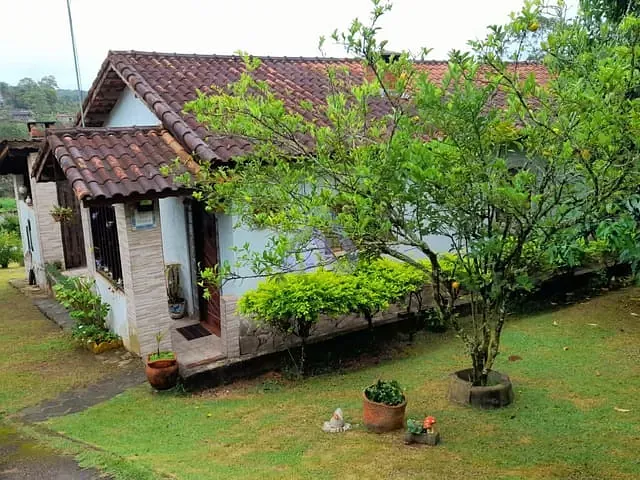 Chácara com 1000m² 3 quartos e 2 banheiros, à venda, no bairro Jardim Castelano em Biritiba-Mirim