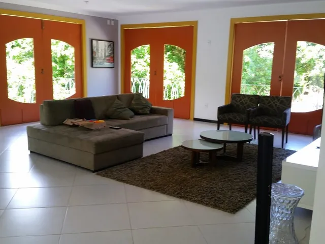 Chácara com 9000m² 6 quartos e 7 banheiros, à venda, no bairro Areia Branca em Macaé