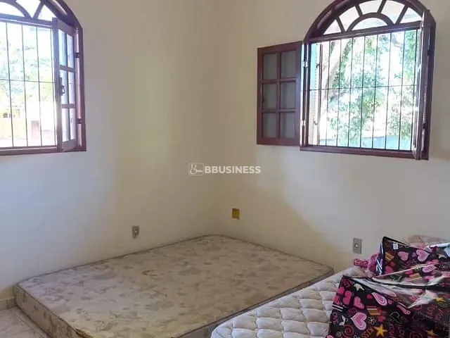 Chácara 2 quartos e 1 banheiro, à venda, no bairro Barra Velha em São Francisco de Itabapoana