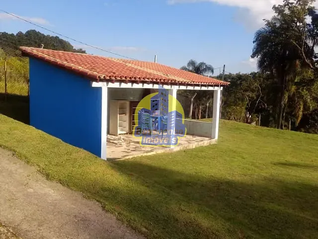 Chácara com 2000m² 3 quartos e 1 banheiro, à venda, no bairro Reneville em Mairinque