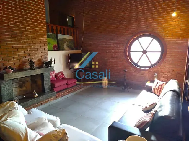 Chácara com 5861m² 3 quartos e 3 banheiros, à venda, no bairro Planalto Verde em São Roque