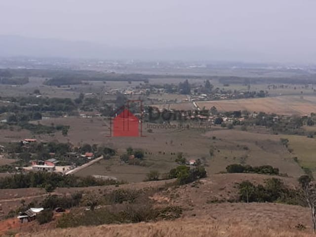 Chácara com 20000m², à venda, no bairro Mandú em Pindamonhangaba