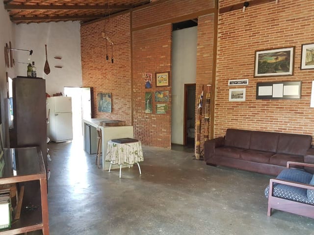 Chácara com 1800m² 2 quartos e 2 banheiros, à venda, no bairro Rosa dos Ventos em Aparecida de Goiânia