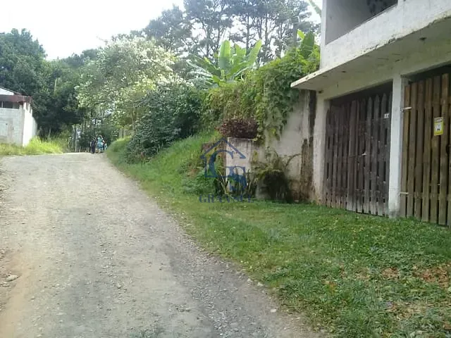 Chácara com 2000m², à venda, no bairro Colônia (Zona Sul) em São Paulo