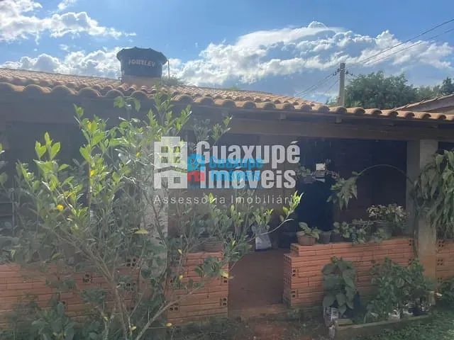Chácara com 520m² 3 quartos e 1 banheiro, à venda, no bairro Japy em GUAXUPÉ