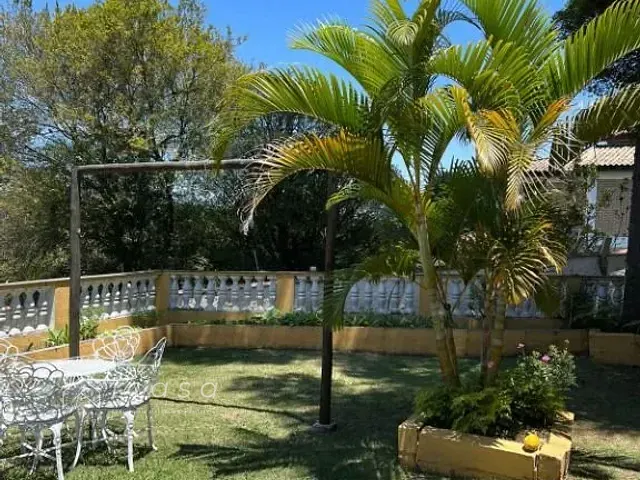 Chácara com 2000m² 4 quartos e 5 banheiros, à venda, no bairro Sapé I em Caçapava