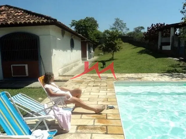 Chácara com 8000m² 5 quartos e 4 banheiros, à venda, no bairro Ipiiba em São Gonçalo