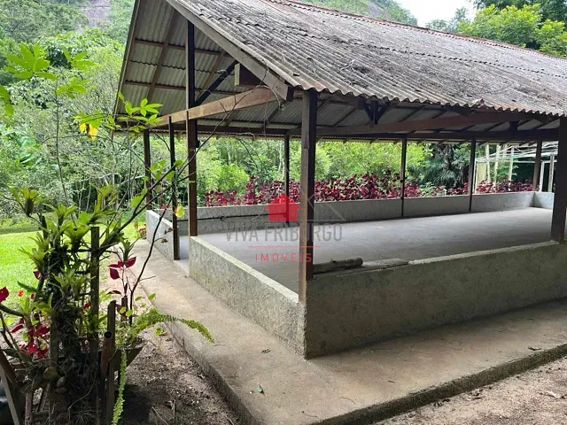 Chácara com 6000m² 2 quartos e 1 banheiro, à venda, no bairro Stucky em Nova Friburgo