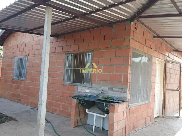 Chácara com 1000m² 2 quartos e 1 banheiro, à venda, no bairro Chácara Maracajás em Salto